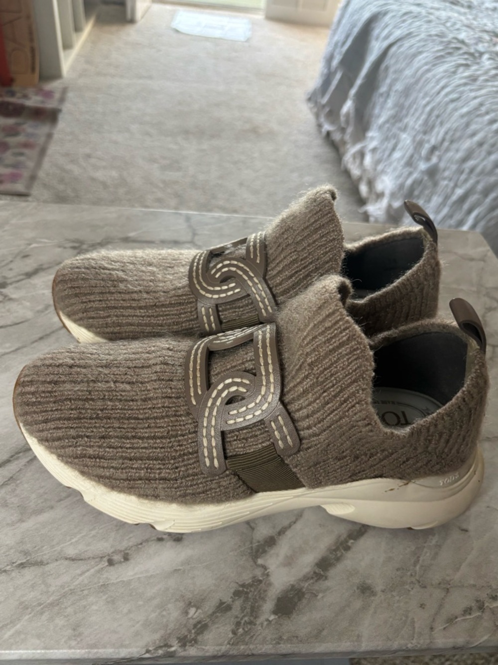 EUC TOD’s Kate Slip-On Knit Sneakers with Leather Detail in Taupe size 38